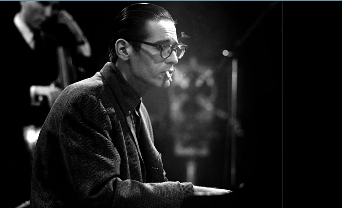 ביל אוואנס Alone