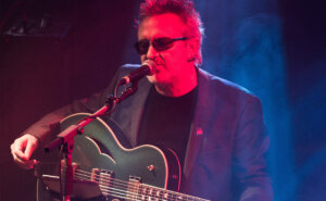 Wayne-Hussey_1904x1176px_01