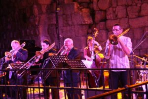 slide hampton10-b.jpg