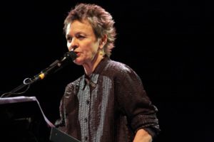 laurie-anderson57-b.jpg