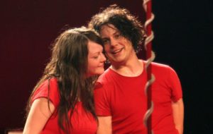 הווייט סטרייפס The White Stripes Elephant