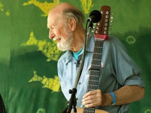 pete-seeger-died-b.jpg