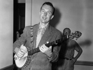 pete-seeger20-b.jpg