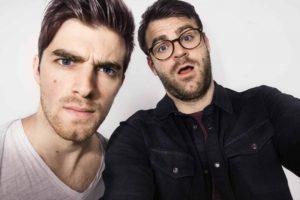 chainsmokers-b.jpg