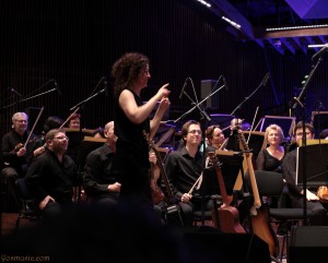 התזמורת הפילהרמונית - יהודית רביץ