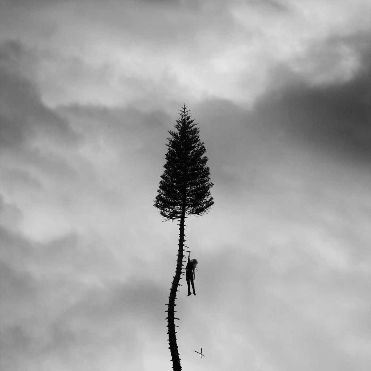 מנצ'סטר אורקסטרה - Manchester Orchestra - A Black Mile To The Surface on