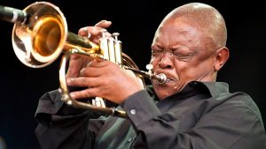 יו מסקלה חלוץ הג'אז בדרום אפריקה מת