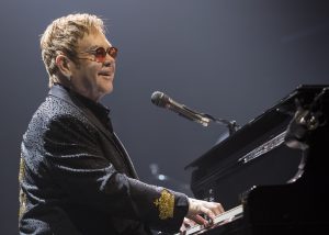 VICTORIA, BC - MARCH 11:  Elton John performs on stage at Save On Foods Memorial Centre on March 11, 2017 in Victoria, Canada.  (Photo by Andrew Chin/Getty Images)
