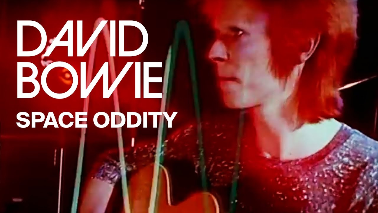 David bowie's space oddity. Дэвид Боуи Спейс одити. David Bowie 1969. David Bowie Space Oddity 1969. Дэвид Боуи Спэйс Оддити.