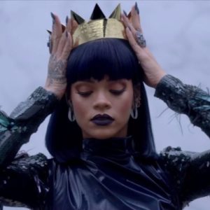 Rihanna-Love-On-The-Brain 2