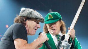 2ACDC אי סי די סי