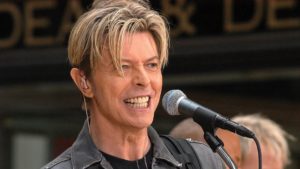 A Bowie Celebration זוכרים ושרים דייוויד בואי