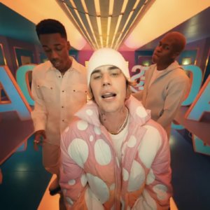 Justin Bieber (featuring Daniel Caesar and Giveon) – Peaches