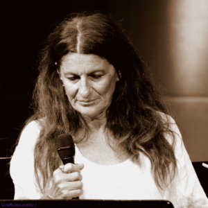 Francesca Sortino (איטליה) שירה צילום מרגלית חרסונסקי