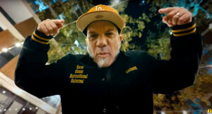 הדג נחש אחד אחד