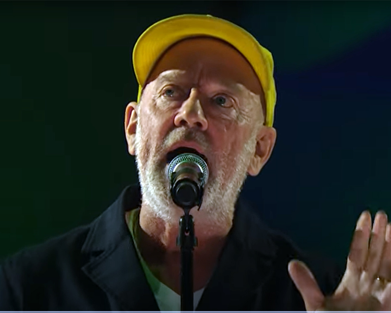 R.E.M התאחדו לאחר 17 שנים לנגן את Losing My Religion בהיכל התהילה של כותבי השירים