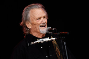 FILE PHOTO: Kris Kristofferson performs on the Pyramid Stage at Worthy Farm in Somerset during the Glastonbury Festival in Britain, June 23, 2017.  REUTERS/Dylan Martinez/File Photo