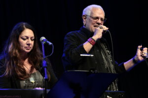 יובל כספין ורד פיקר צילום: מרגלית חרסונסקי