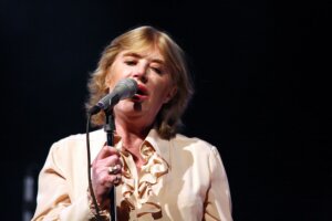 marianne-faithful17-b