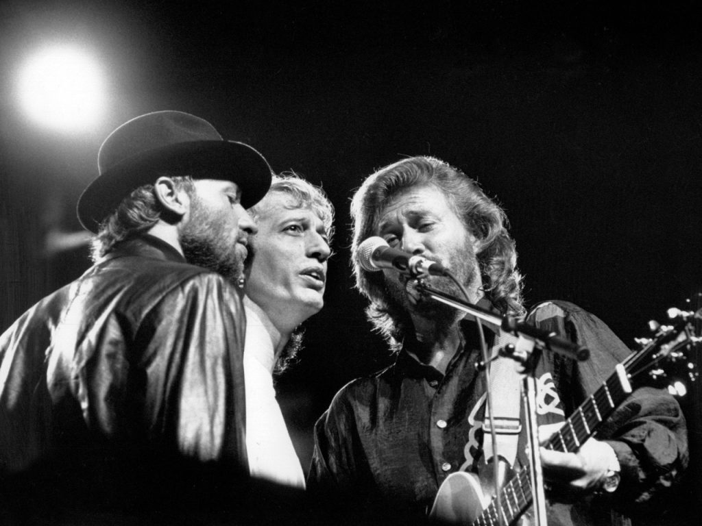 הבי ג'יז בהופעה One Night Only - Live in Las Vegas 1997