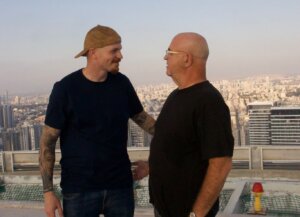 המשקפיים של נויפלד עם רביב כנר