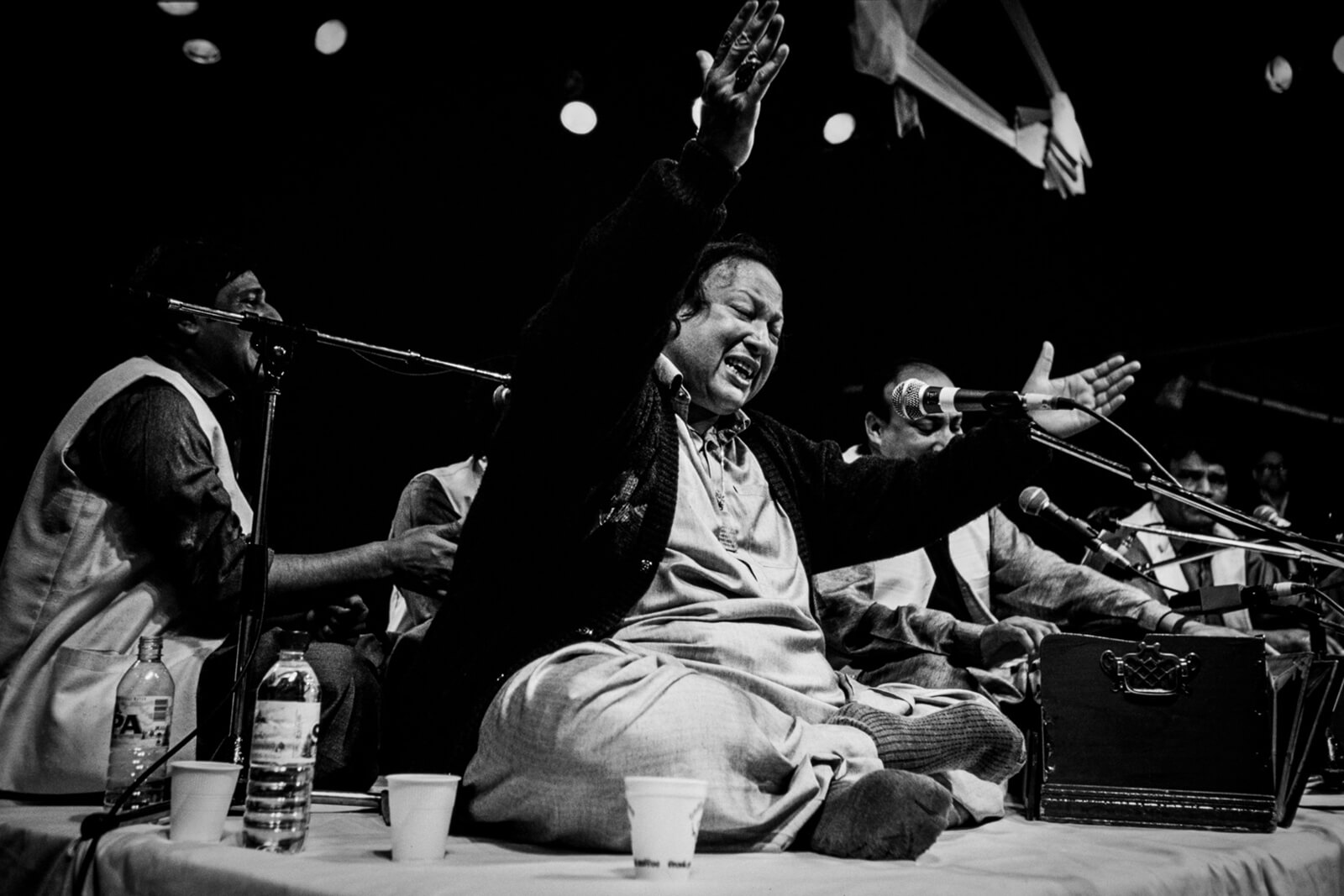 01C-nusrat-fateh-ali-khan