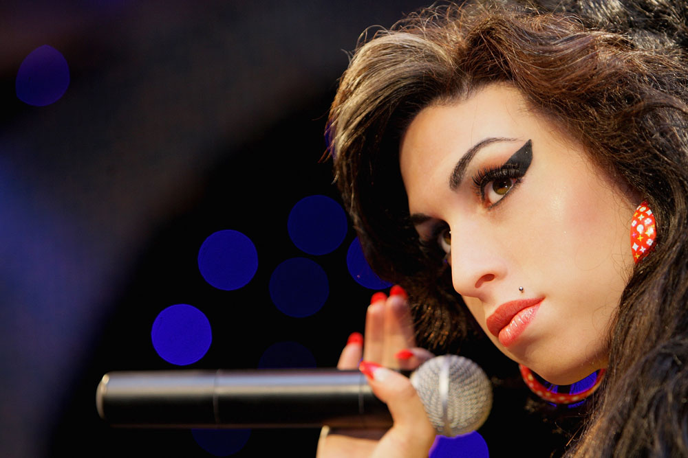 איימי ויינהאוס Love Is A Losing Game
