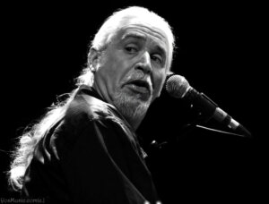 שלמה גרוניך תודה אהבה צילום מרגלית חרסונסקי