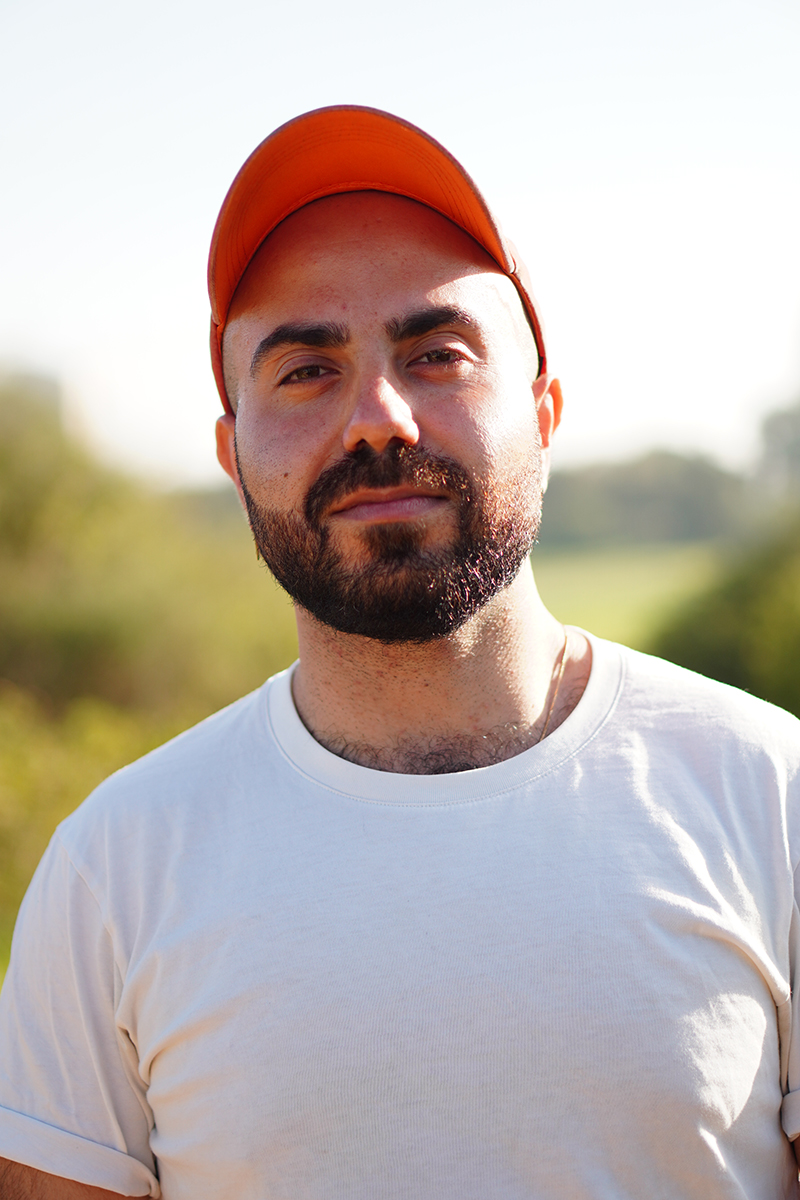 אורי קרן ממתינה לימים לבנים