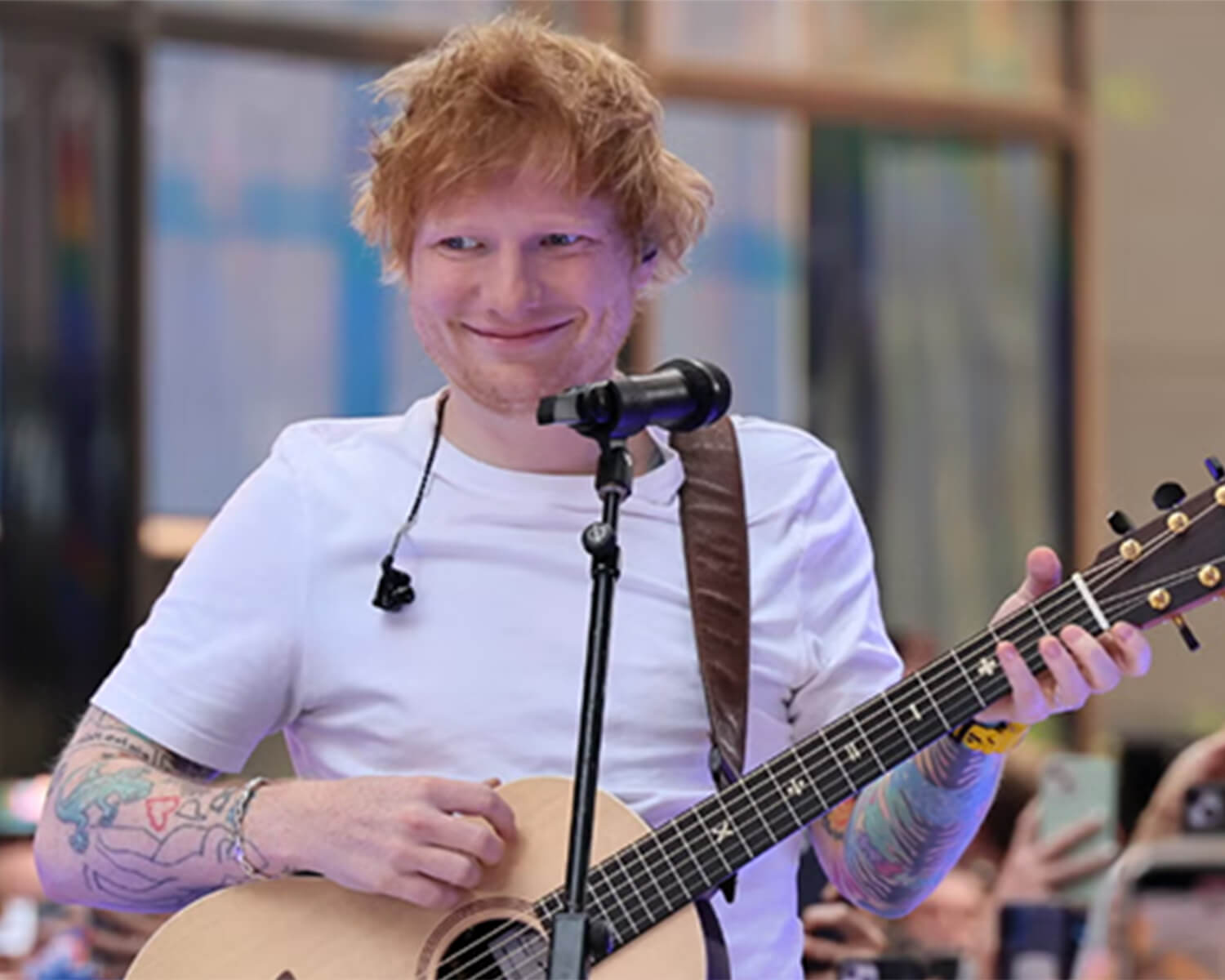 אד שירן קורא לשפר את חינוך המוזיקה בבתי הספר בבריטניה