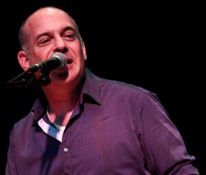 אריאל הורוביץ מין אליפלט