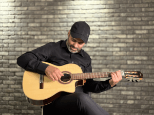 תומר מתנה הטוב עוד לפניי