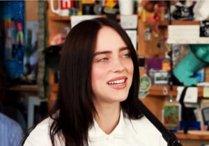 בילי אייליש Tiny Desk