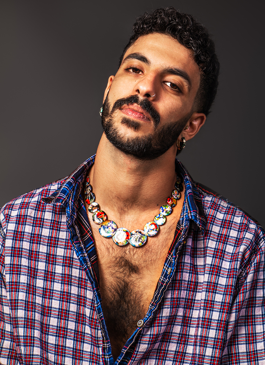 החצר האחורית של ג'וני לבד