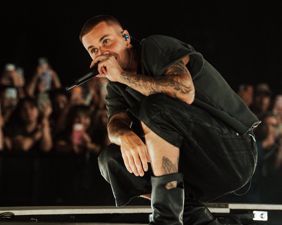 ג'סטין ביבר שר Daisies בפסטיבל קואצ'לה