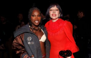 השיר מתבסס על ביט אלקטרוני בהשראת שנות ה־80, ומשלב את סגנון השירה העוצמתי והמוכר של גאגא עם מלודיות הראפ הישירות והבלתי מתנצלות של האמנית מפלוריד