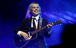 phoebe_bridgers-1392x884